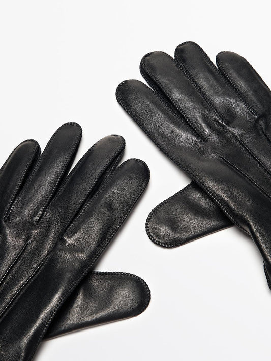 Leather gloves with nappa finish