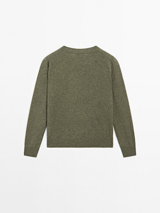 100% cashmere crew neck sweater