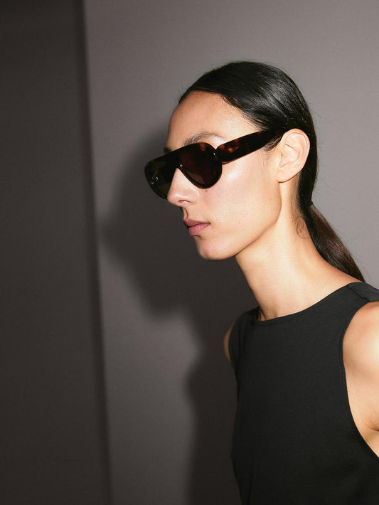 100% cotton top with draped low-cut back