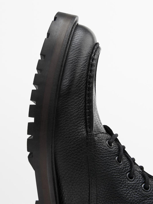 Tumbled moc toe boots