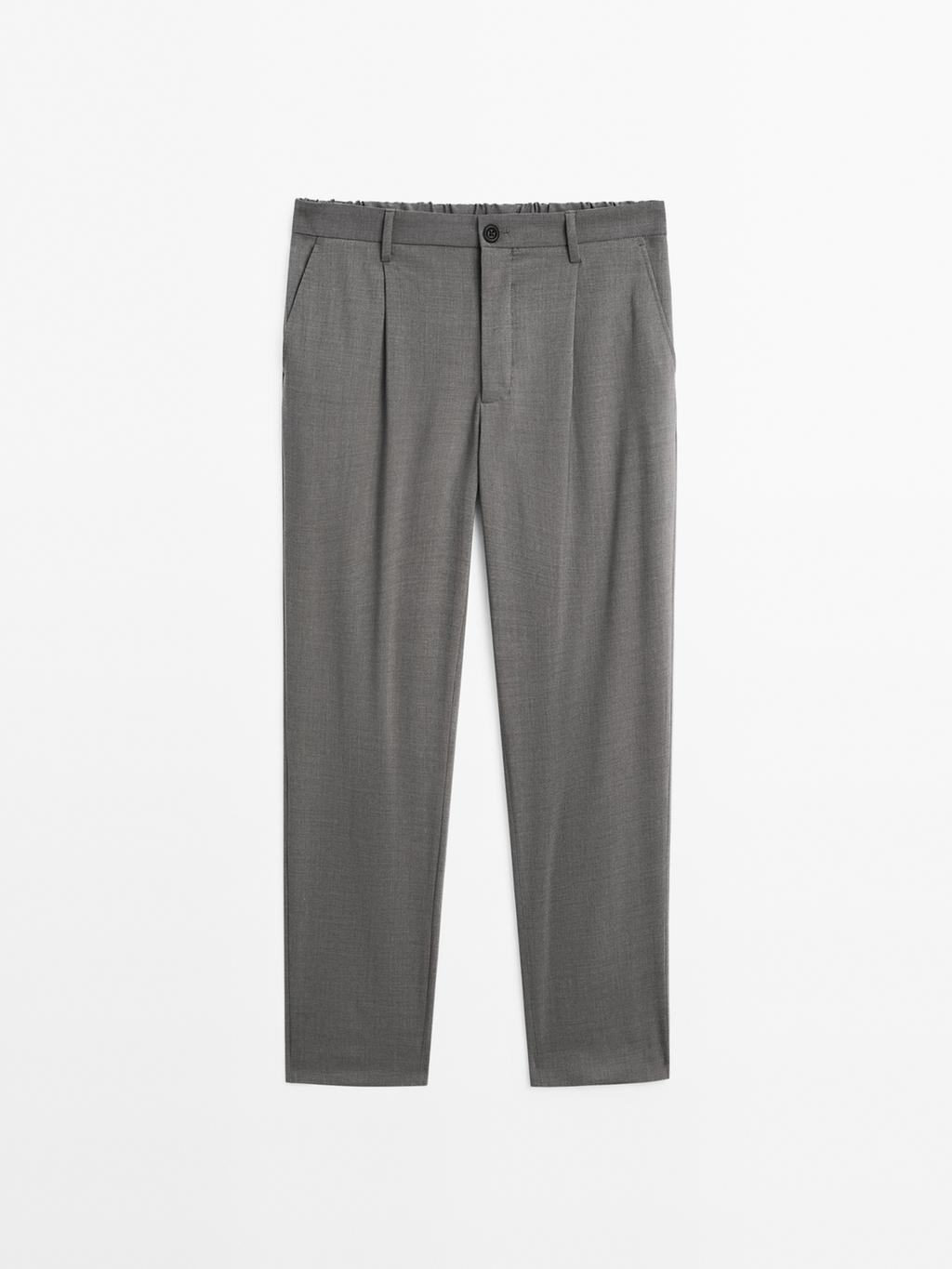Relaxed fit trousers with darts