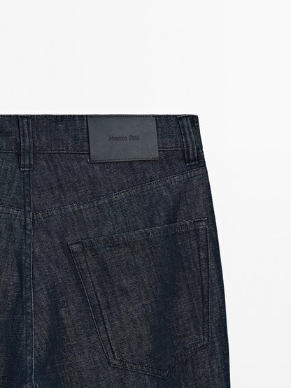 Lightweight tapered fit jeans