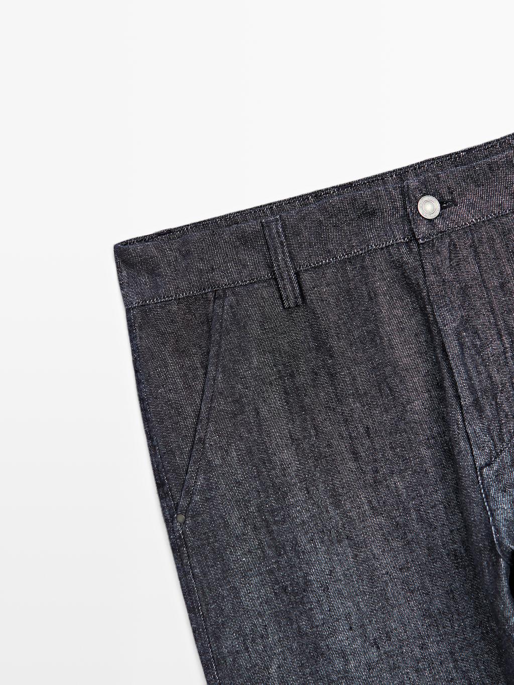 Lightweight relaxed fit jeans