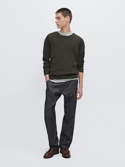 Lightweight relaxed fit jeans