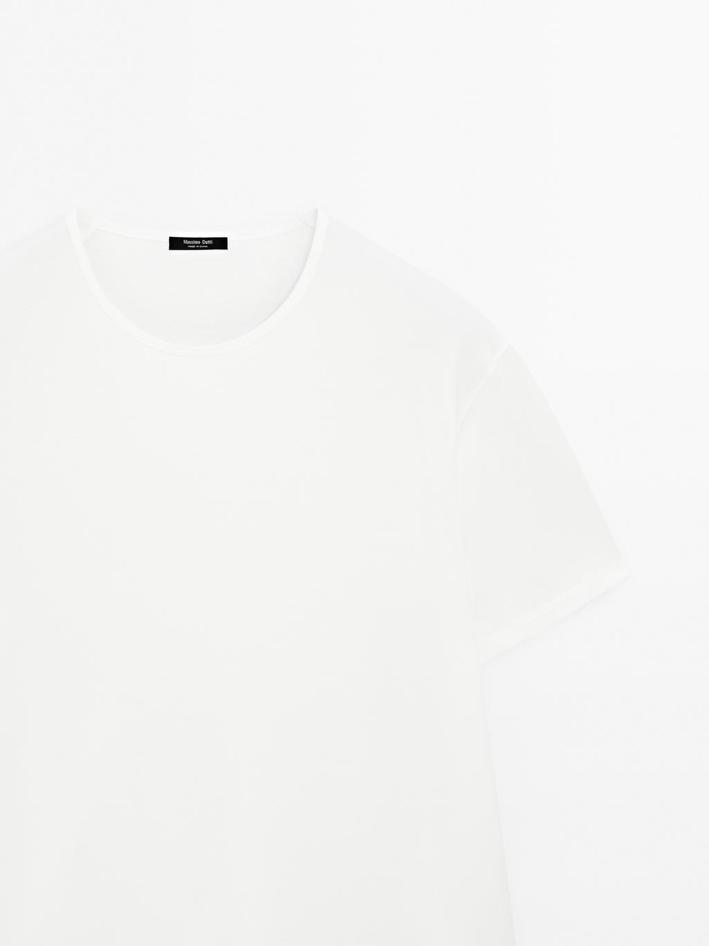 100% cotton lightweight T-shirt
