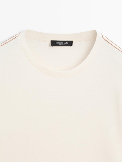 Short sleeve T-shirt with contrast seam detail