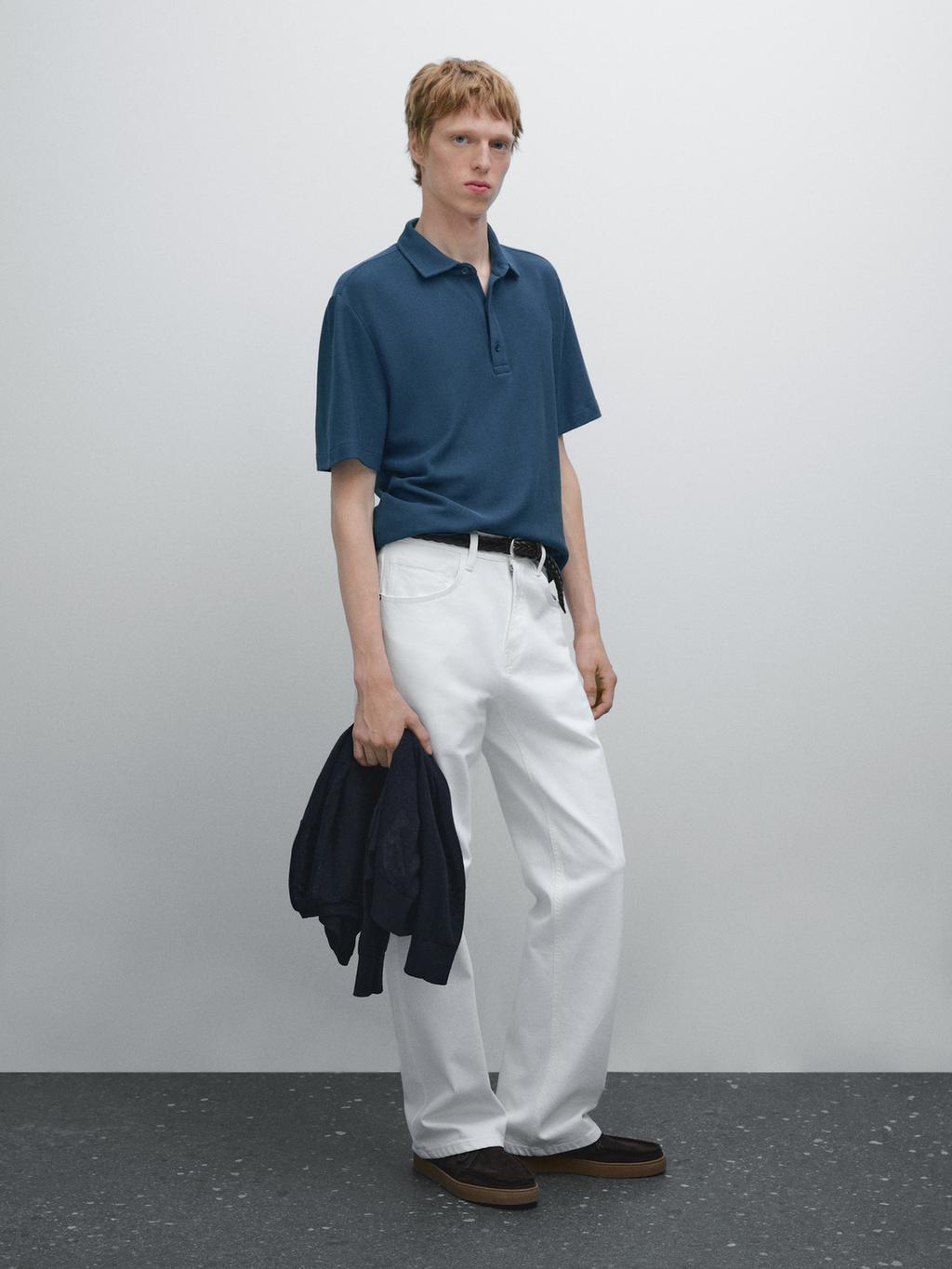 Textured short sleeve polo shirt