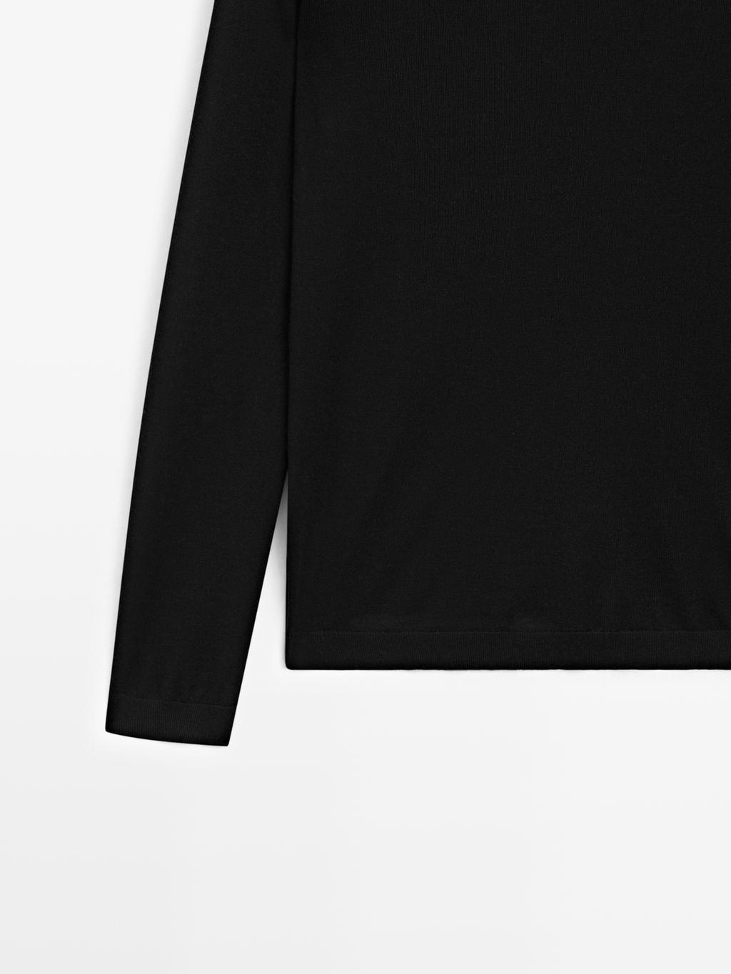 Knit 100% cashmere crew neck sweater