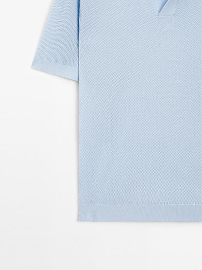 Textured knit short sleeve polo shirt