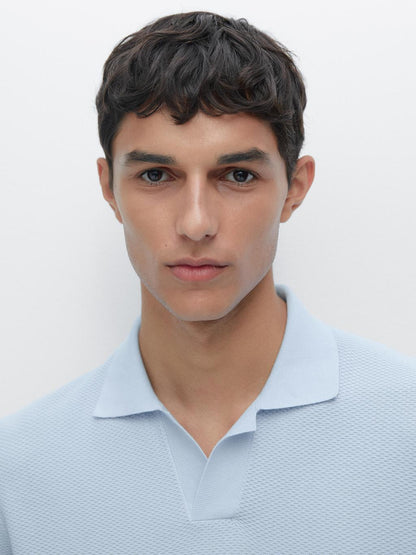 Textured knit short sleeve polo shirt