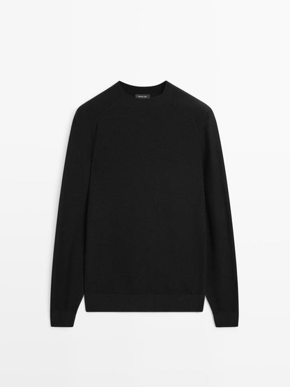 100% wool raglan sleeve knit sweater