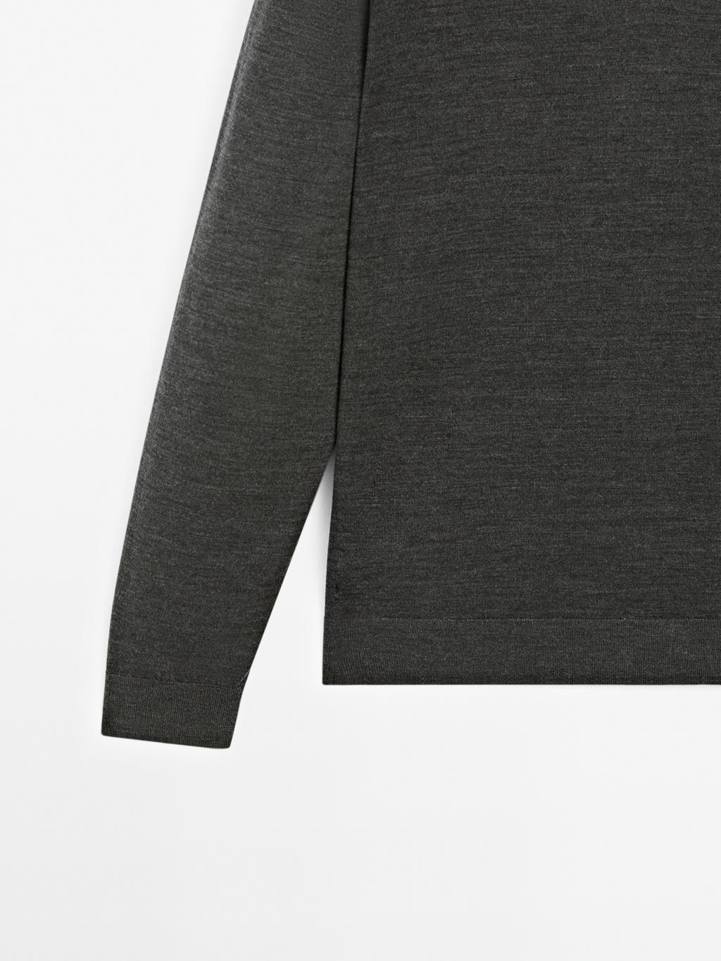 100% merino wool knit polo sweater