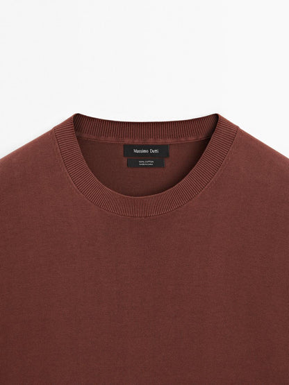 Short sleeve knit T-shirt