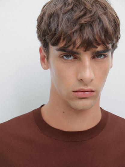 Short sleeve knit T-shirt