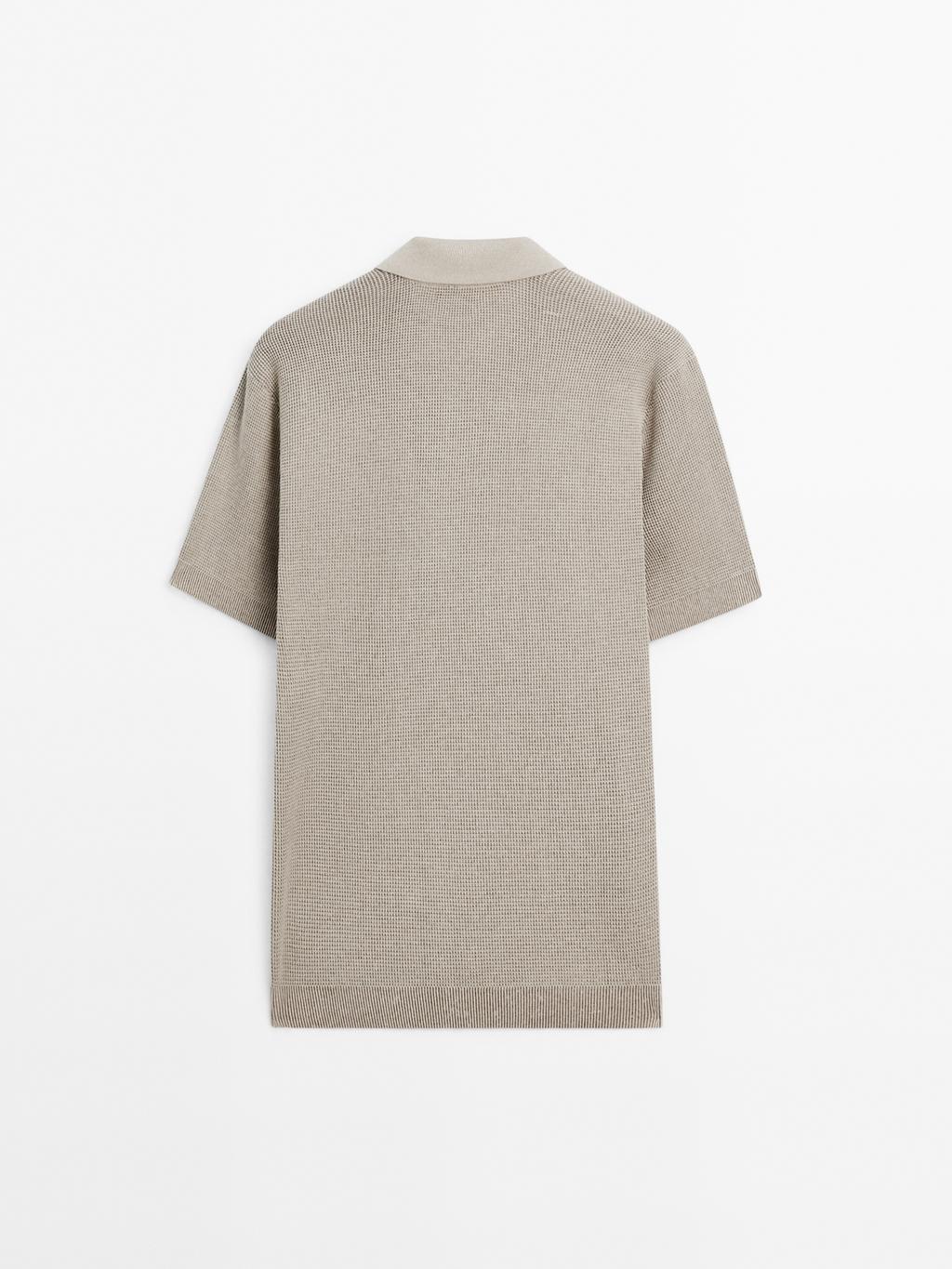 Textured knit V-neck polo shirt