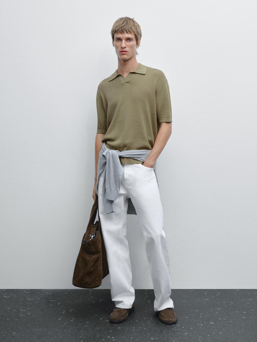 Cutwork V-neck polo shirt