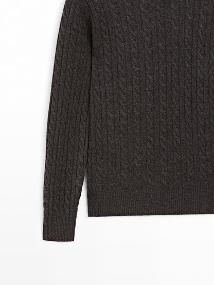 Cable-knit sweater with crew neck
