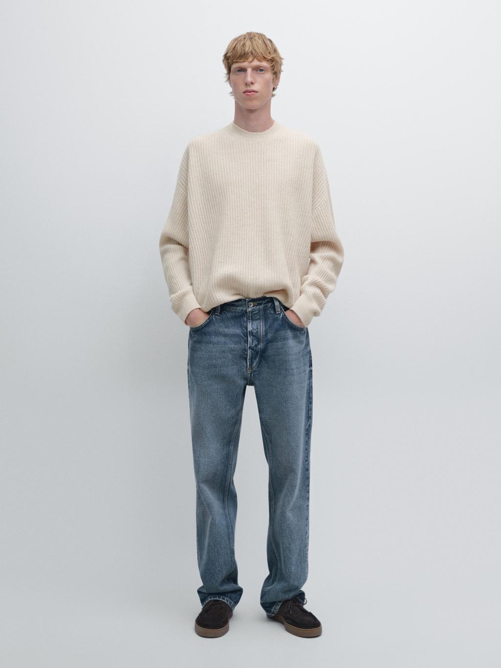 Crew neck ribbed sweater