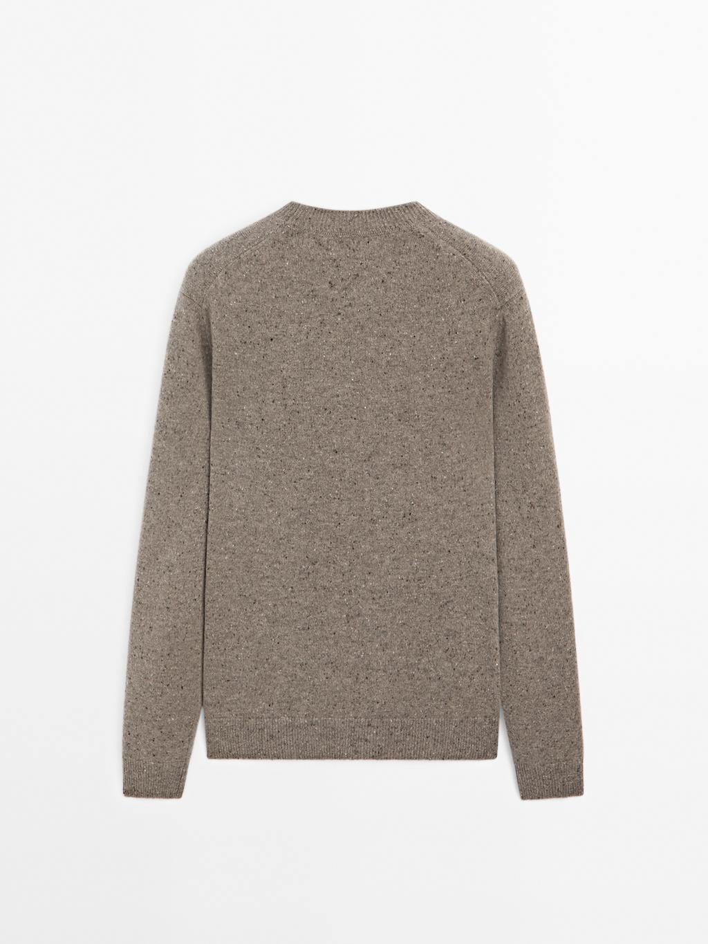 100% wool knit crew neck sweater