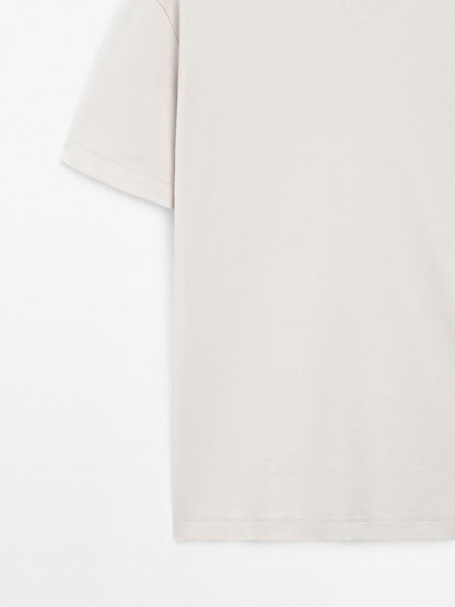 100% cotton medium weight T-shirt