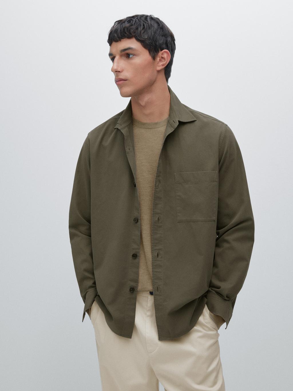 100% cotton shirt with pocket detail