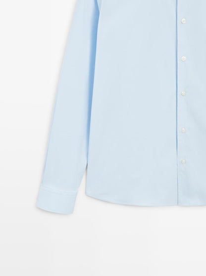 Slim fit stretch shirt