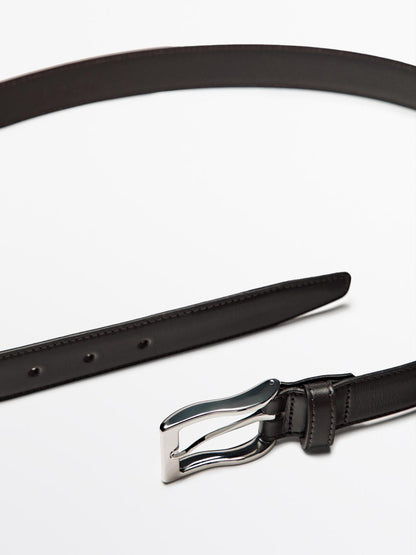 Smart nappa leather belt with topstitching