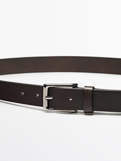 Leather belt with rectangular buckle