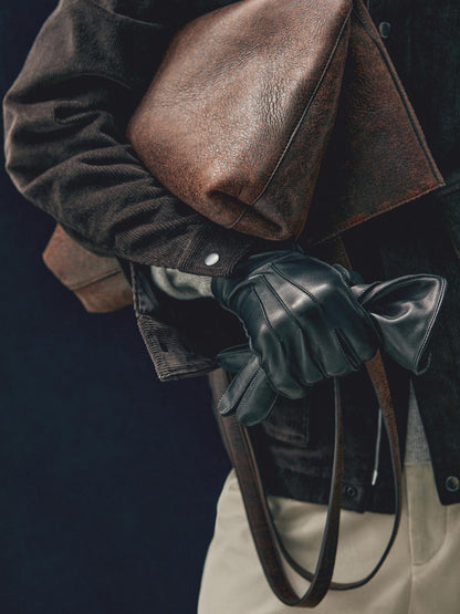 Leather gloves with nappa finish