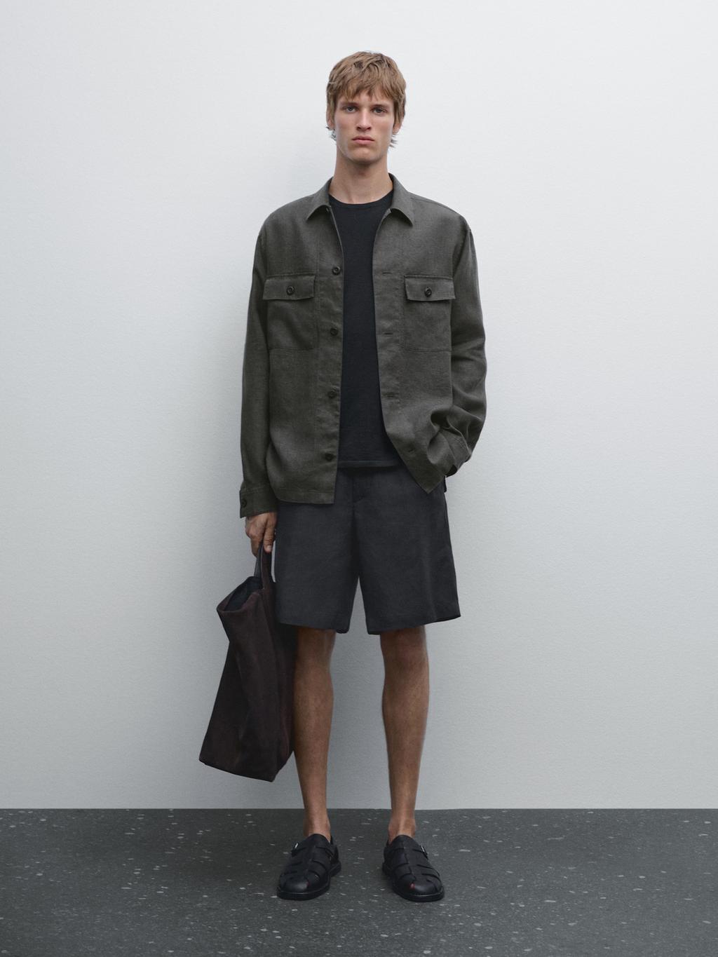 100% linen semi-jogger fit Bermuda shorts