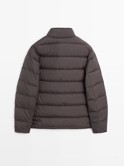 Water-repellent puffer jacket with down blend