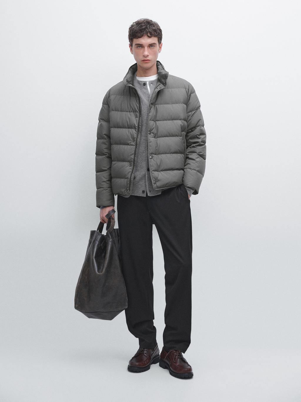 Water-repellent puffer jacket with down blend