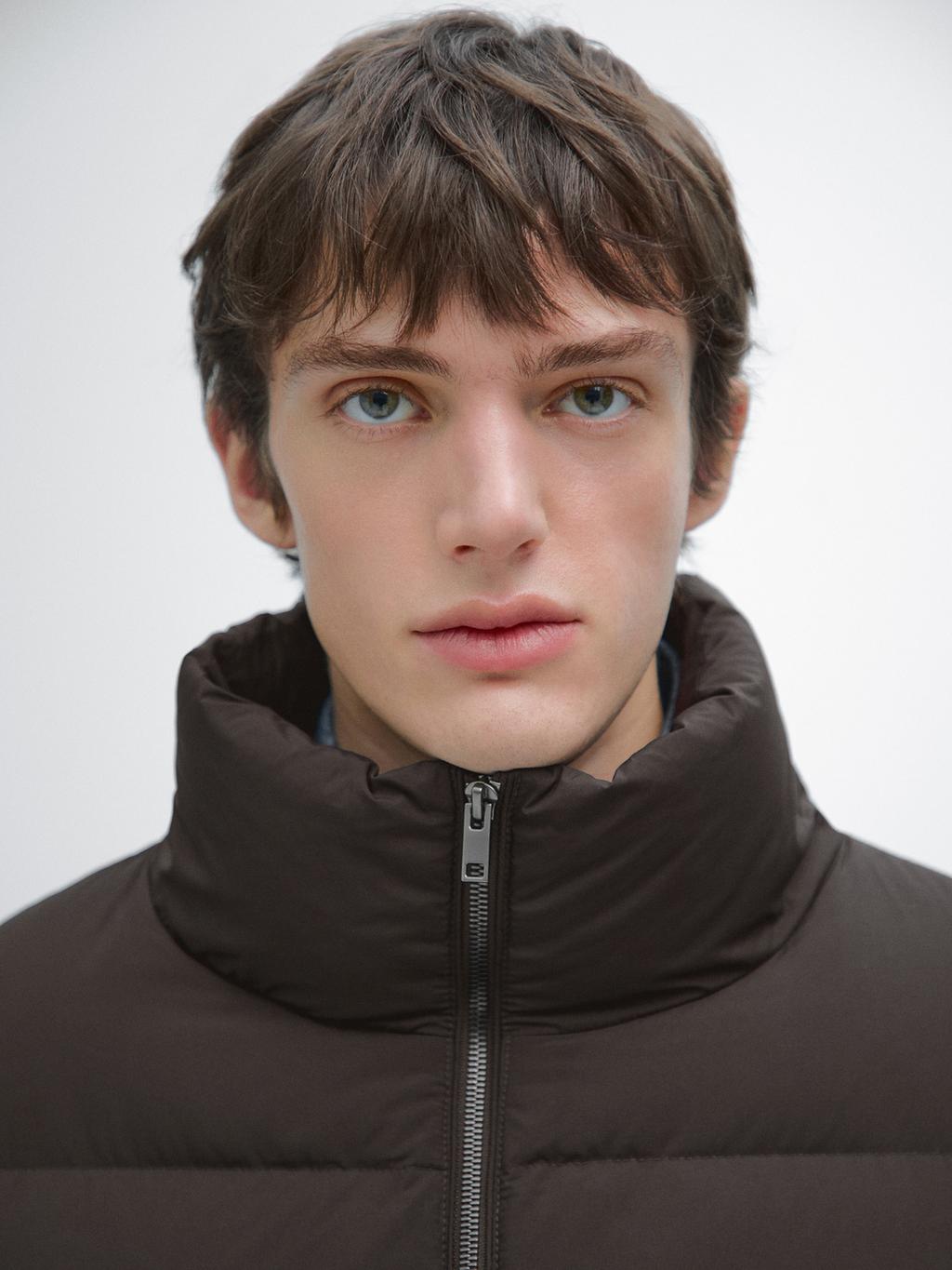 Water-repellent puffer jacket