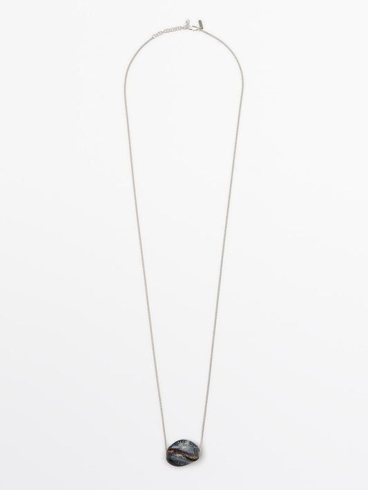 Necklace with ceramic pendant