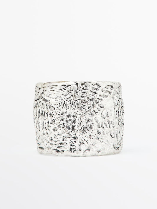 Textured metal bangle