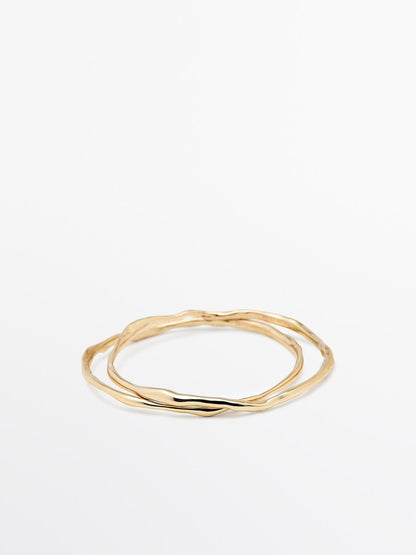 Set of irregular bracelets