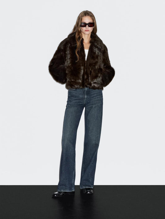 Short leather jacket with fur