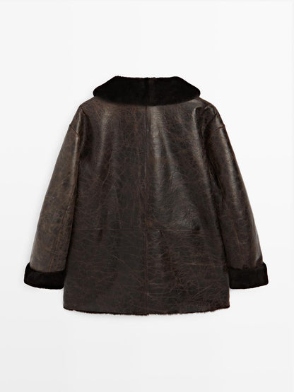 Mouton leather coat with crackled finish
