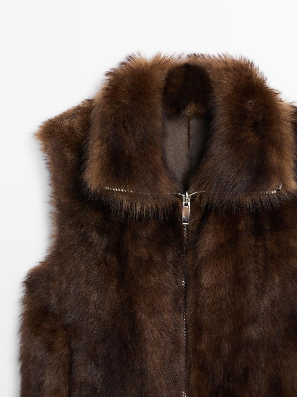 Leather high-neck waistcoat with fur