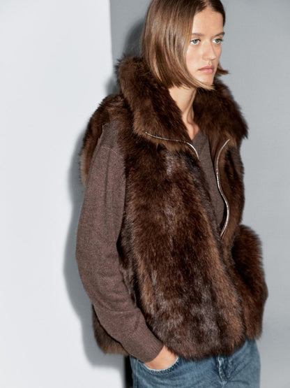 Leather high-neck waistcoat with fur