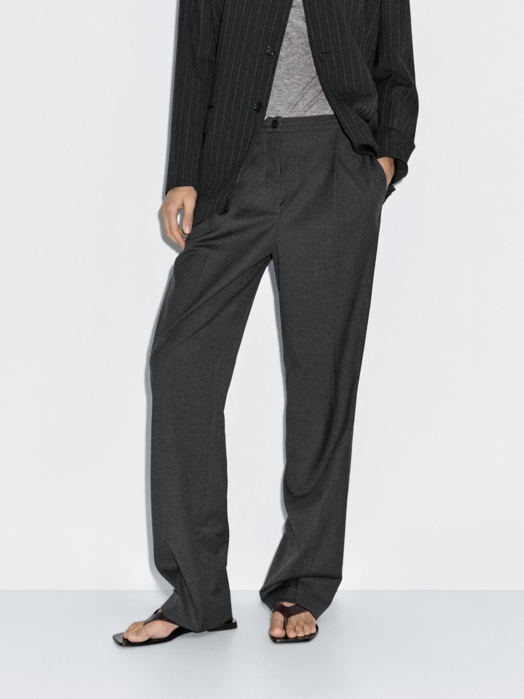 Dart trousers with elastic waistband