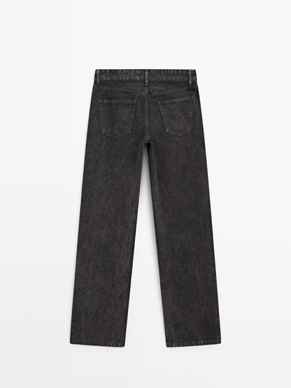 Mid-rise regular fit jeans