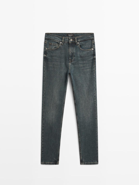 Mid-rise cropped slim fit jeans