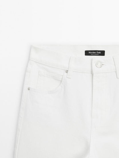 Mid-rise slim fit jeans