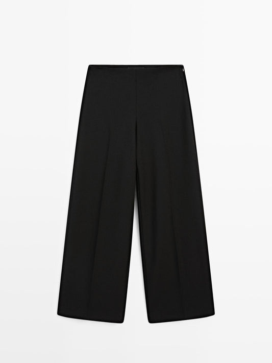 Wide-leg trousers with darts
