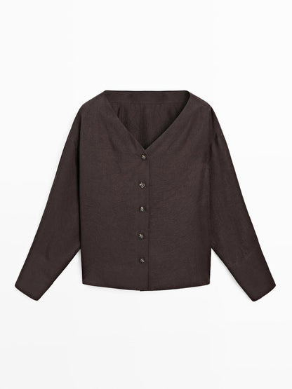 Flowing blouse with button details