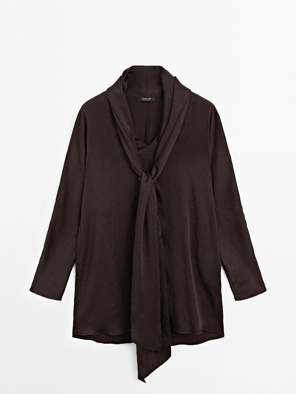 Long flowing blouse with tied neck