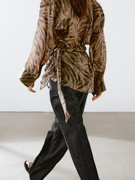 Flowing jacquard kimono with rhinestone button