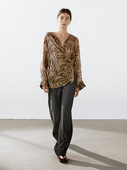 Flowing jacquard kimono with rhinestone button