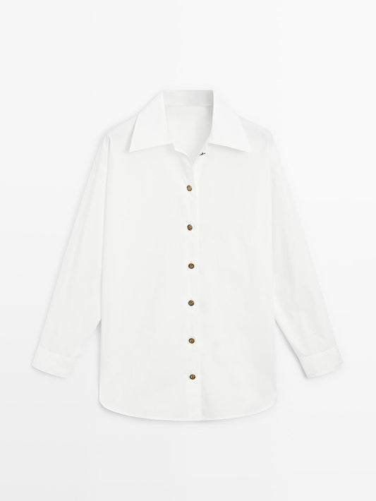 Poplin shirt with golden buttons